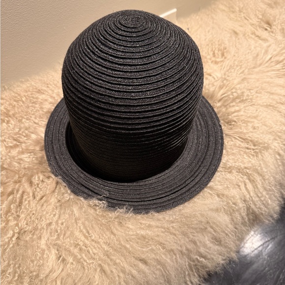 Esenshel Big Bowler Hat in Black Hemp - Picture 3 of 13